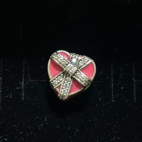 Authentic Pandora gift of love pink heart box charm for pandora moments 💖 - Picture 2 of 3